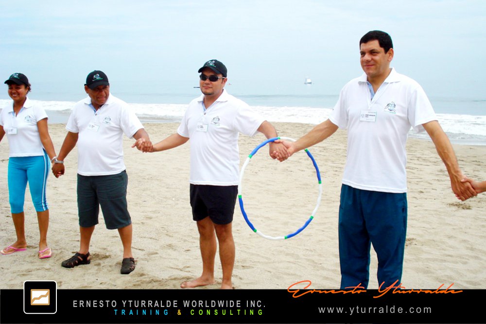 Quito Talleres Vivenciales con Dinámicas de Grupos, Team Bonding, Team Building, Talleres de Cuerdas, Team Building Corporativo