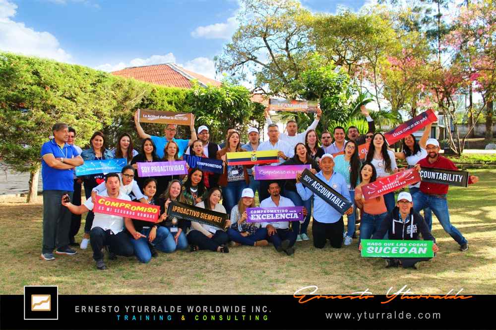 Quito Team Building, programas corporativos online y full-day para desarrollar las nuevas habilidades de tus equipos de trabajo remotos frente a los cambios